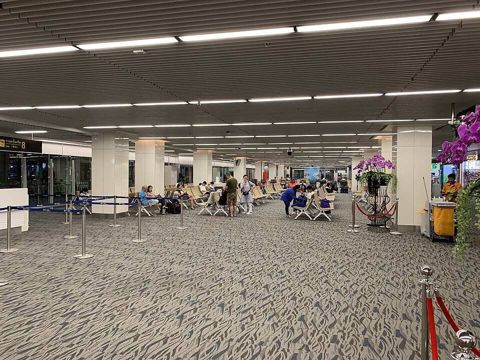 HKT airport terminal